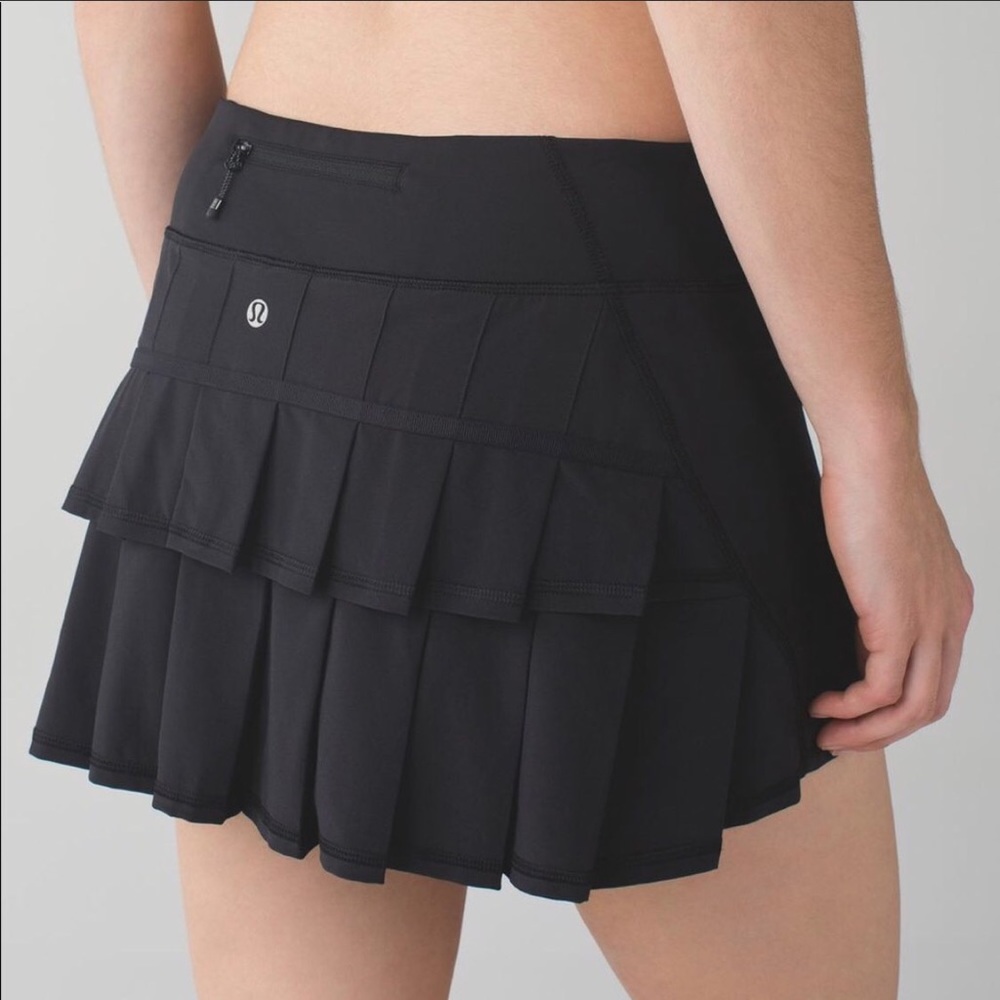 Lululemon pace setter ruffled skort